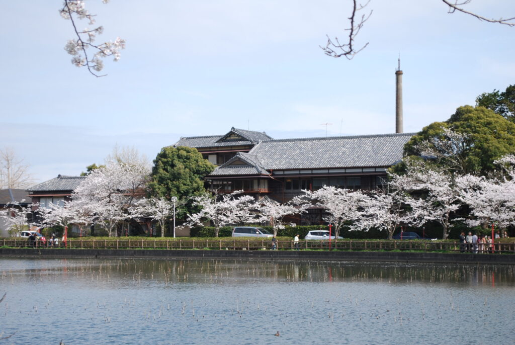 八鶴 舘（旧料亭）　東金市の桜の名所　元千葉の三大旅館